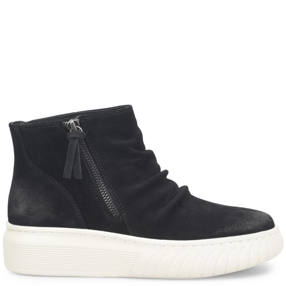 Sofft Black Ankle Boots with White Sole